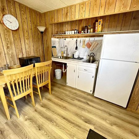 1 Bedroom Home Near Lassen Volcanic Park Paynes Creek 外观 照片